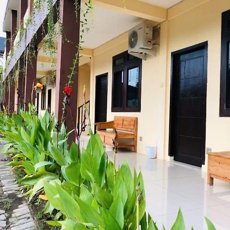 Calliandra Homestay Banyuwangi  Exterior foto